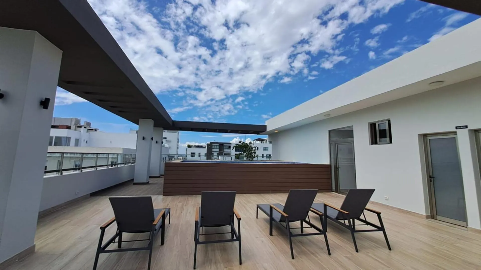 Luxury Apt Ibr Naco 1Br Poolgym Santo Domingo Apartman