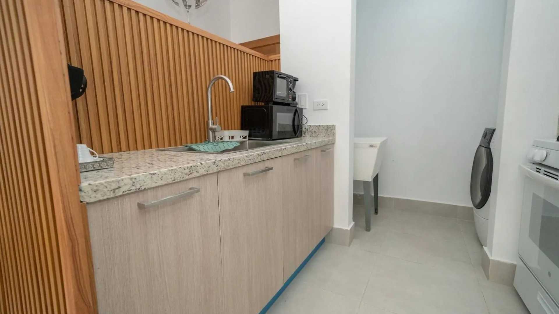 Luxury Apt Ibr Naco 1Br Poolgym Santo Domingo 0*,